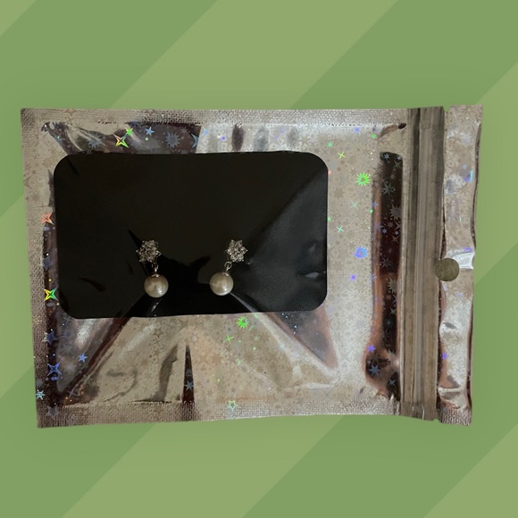 Rhinestones and Pearls Dangle Earrings - Picture 2 of 3